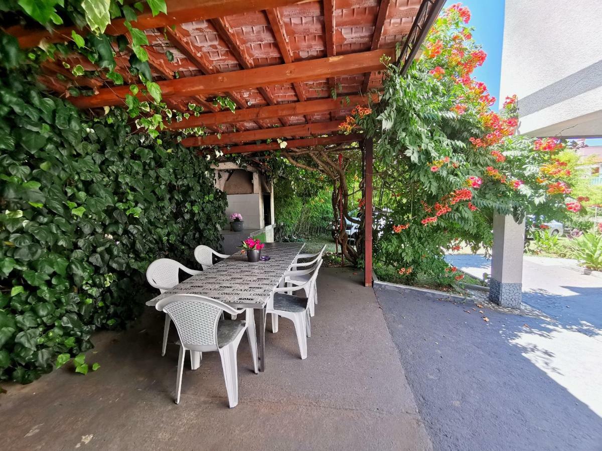 Andrea Appartement *